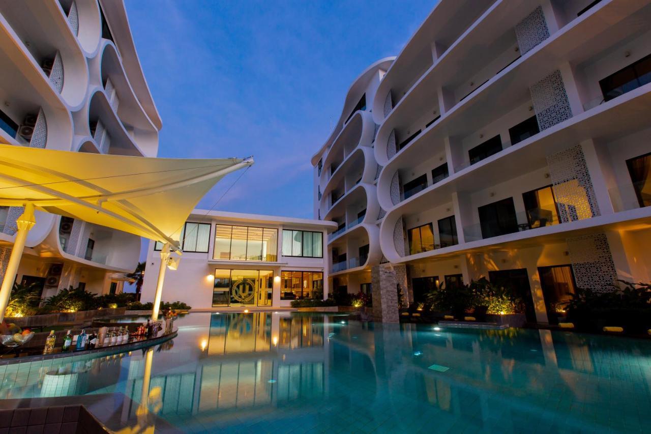 Utopia Naiharn Nai Harn Exterior foto